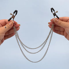 Triple drape chain Nipple clamps
